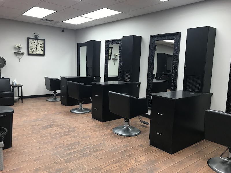The Design Team Hair & Nail Salon, beauty salon in Ontario, OH, photo 3 of 9